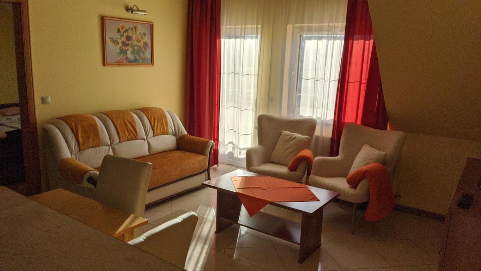Apartmán Club Unicum Hévíz Exteriér fotografie