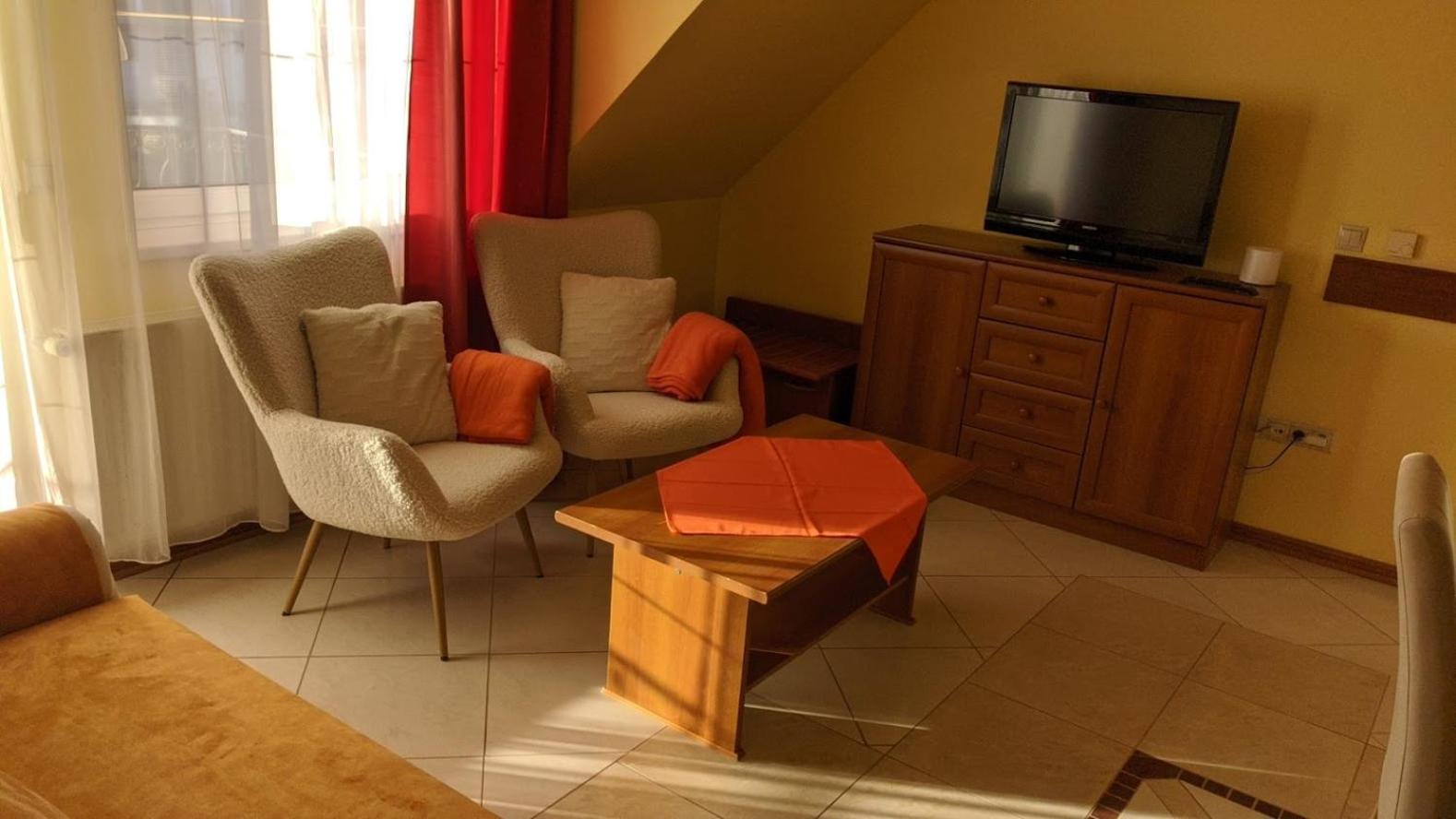Apartmán Club Unicum Hévíz Exteriér fotografie
