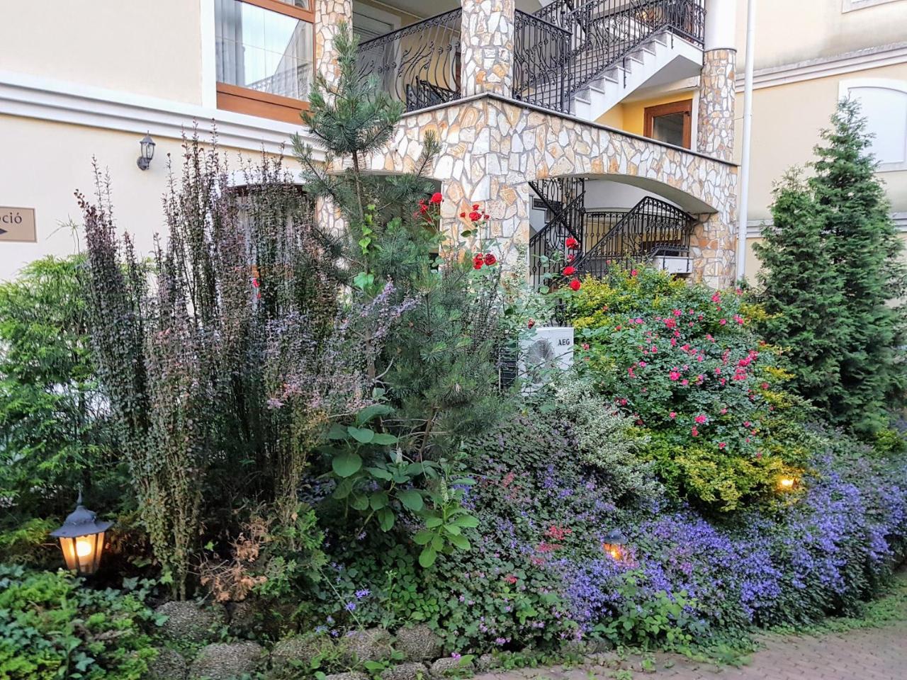 Apartmán Club Unicum Hévíz Exteriér fotografie